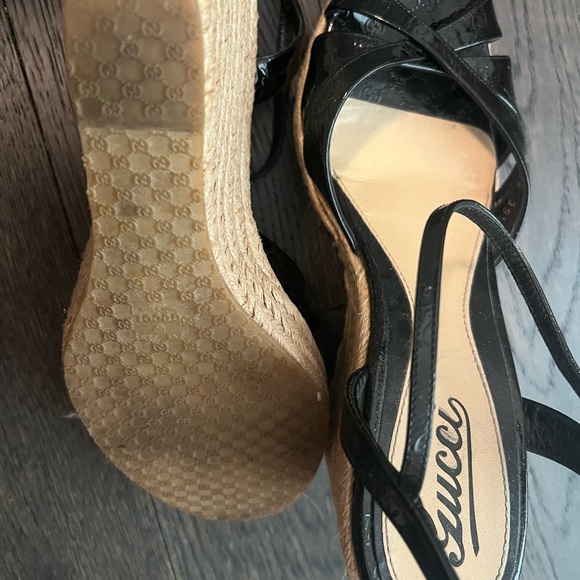 Gucci wedge sandals size 39 1/2 - Picture 2 of 4